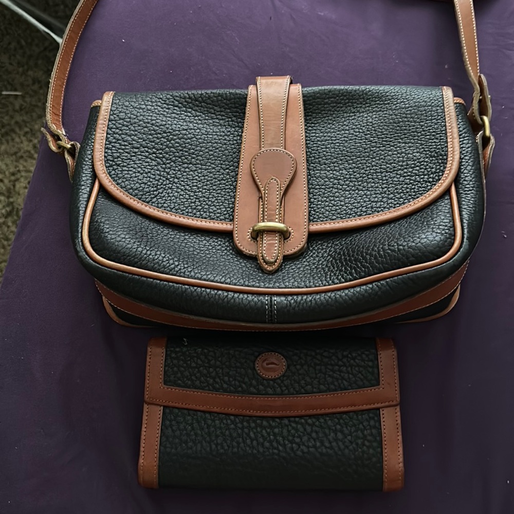 Dooney and Bourke crossbody leather purse with wallet